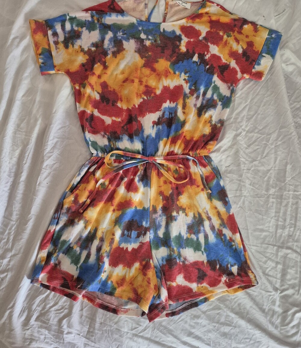 Zenana Outfitters Tie-Dye Short Sleeve Romper in Red, Yellow & Blue